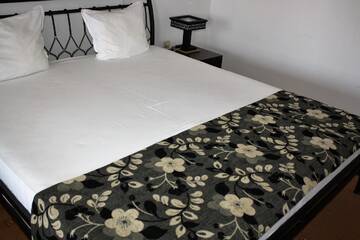 Фото номера Двухместный номер с 1 кроватью Отель Hotel Villa Verde г. Gŭlŭbovo 2