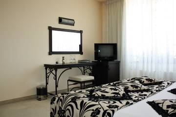 Фото номера Двухместный номер Делюкс с 1 кроватью Отель Hotel Villa Verde г. Gŭlŭbovo 3